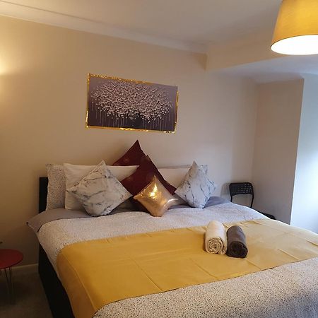 Lovely 1Bedrood Apartment 吉尔福德 外观 照片