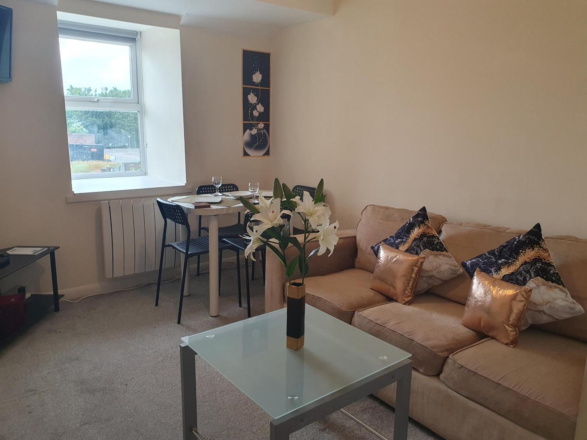 Lovely 1Bedrood Apartment 吉尔福德 外观 照片