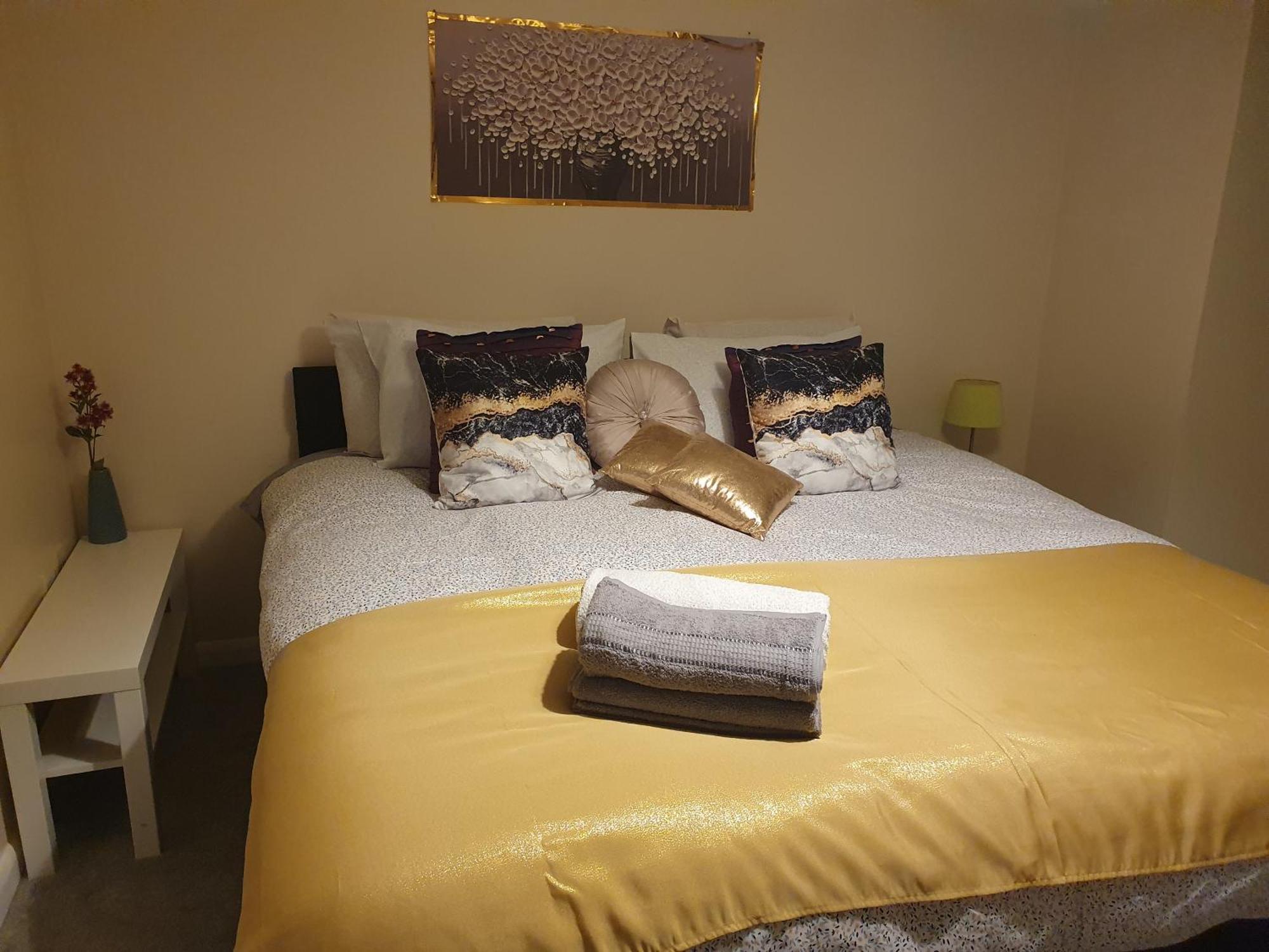 Lovely 1Bedrood Apartment 吉尔福德 外观 照片